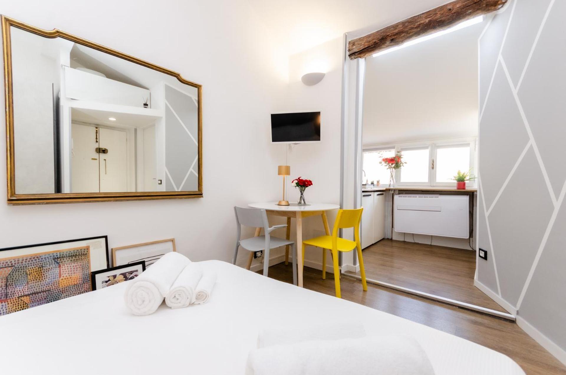 Vivimihome - Carcano House A Pochi Minuti Dai Navigli Milano Eksteriør billede